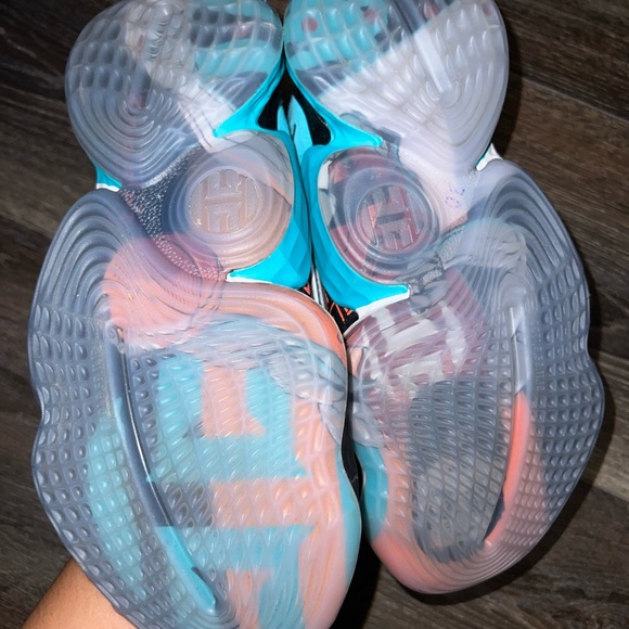 Adidas Harden Vol. 4 'Geek Up' Sneakers - Picture 4 of 6